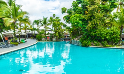 Pool and Jacuzzi - Riande Aeropuerto